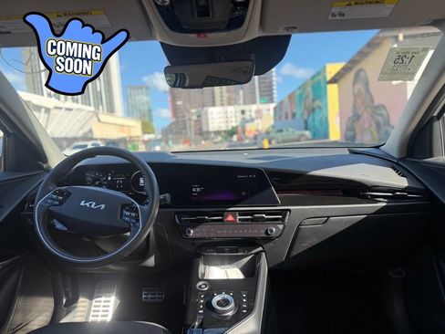 Used 2024 Kia Niro Wave FWD image 16