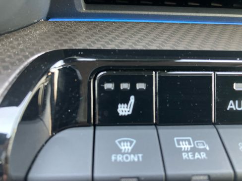 Certified 2024 Toyota Prius XLE AWD/4WD image 28