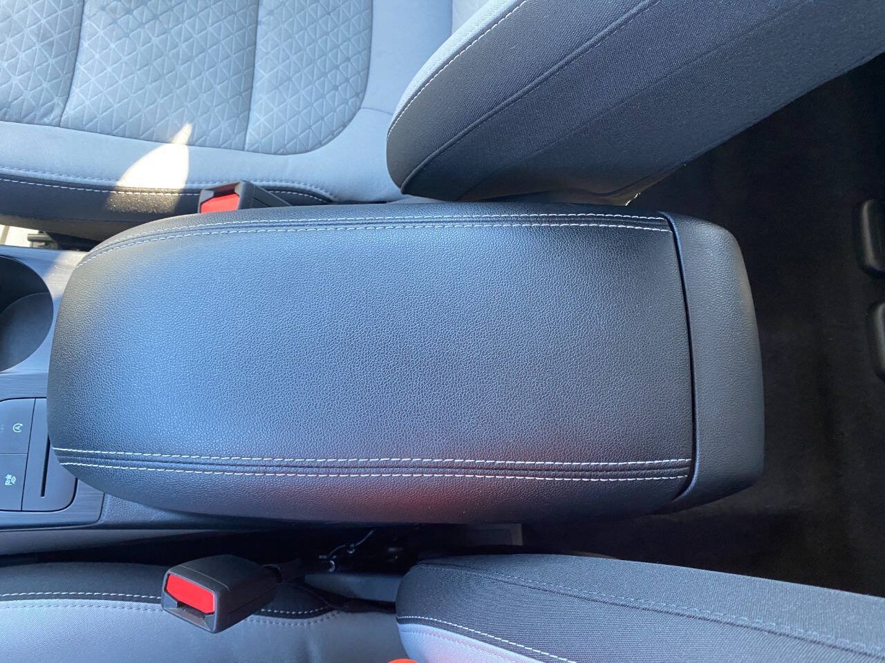 Used 2024 Ford Escape Active AWD/4WD image 18