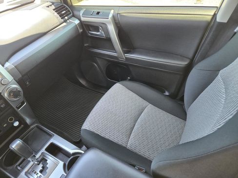 Used 2020 Toyota 4Runner SR5 RWD image 19