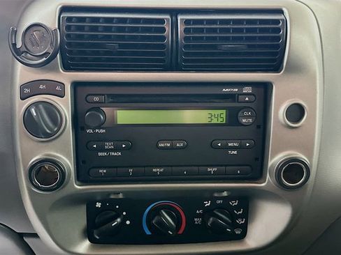 Used 2011 Ford Ranger XLT image 14