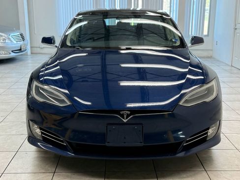 Used 2018 Tesla Model S 75D image 2