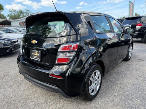 Used 2020 Chevrolet Sonic LT image 6