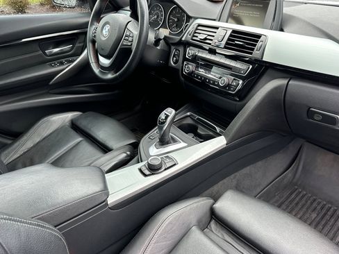 Used 2017 BMW 330i Sedan image 16