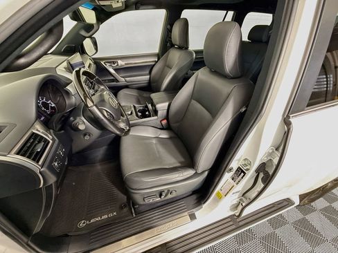 Certified 2022 Lexus GX 460 Premium w/ Premium Plus Package AWD/4WD image 21