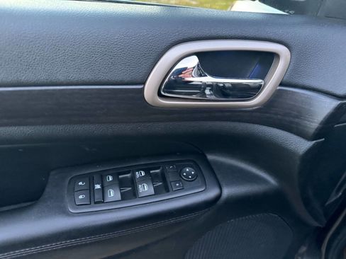 Used 2014 Jeep Grand Cherokee Altitude image 23