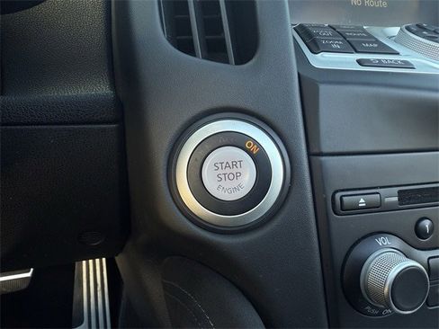 Used 2013 Nissan 370Z Touring w/ Sport Pkg image 24