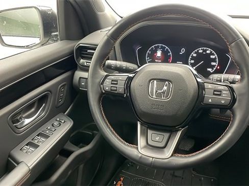 Used 2024 Honda Pilot TrailSport image 7