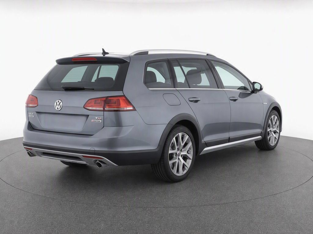 Used 2017 Volkswagen Golf Alltrack SEL AWD/4WD image 9
