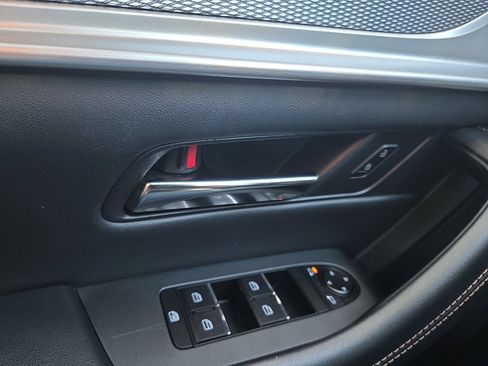 Used 2025 MAZDA CX-70 3.3 Turbo w/ Preferred Package image 17