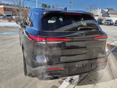 Certified 2025 INFINITI QX60 Luxe w/ Black Edition image 11