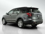 Used 2018 Ford Explorer XLT w/ Equipment Group 202A image 3