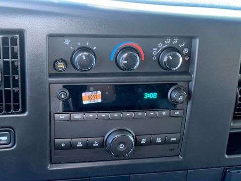 New 2026 GMC Savana 3500 Extended w/ Driver Convenience Package RWD image 18