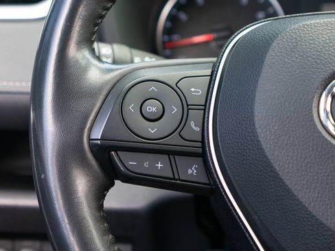 Used 2019 Toyota RAV4 XLE Premium w/ Cold Weather Package AWD/4WD image 24
