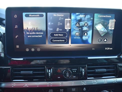 New 2026 Nissan Pathfinder SL FWD image 37