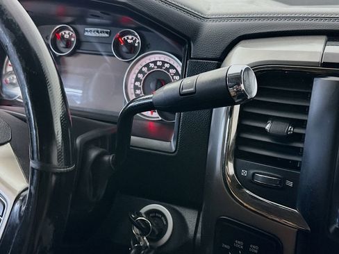 Used 2018 RAM 2500 Laramie w/ Sport Appearance Group AWD/4WD image 16