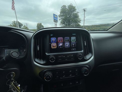 Used 2017 Chevrolet Colorado LT image 13