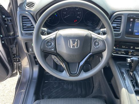 Used 2017 Honda HR-V EX image 13