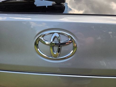 Used 2023 Toyota Corolla Cross XLE FWD image 10