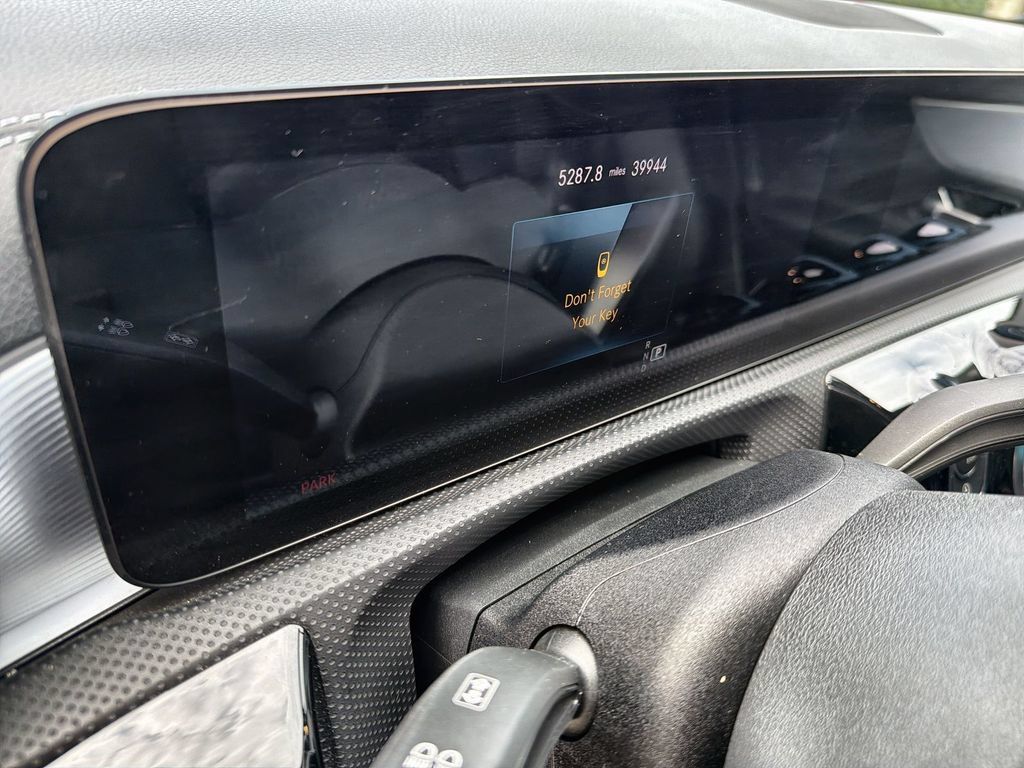 Used 2022 Mercedes-Benz CLA 250 4MATIC image 26