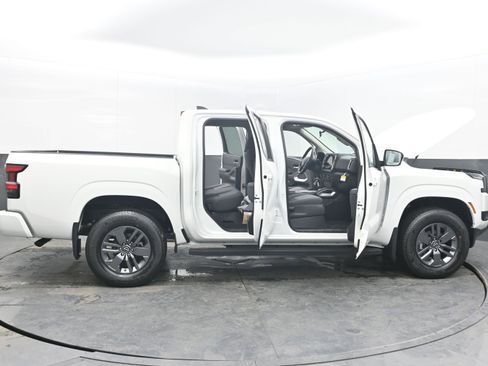 New 2026 Nissan Frontier SV image 44