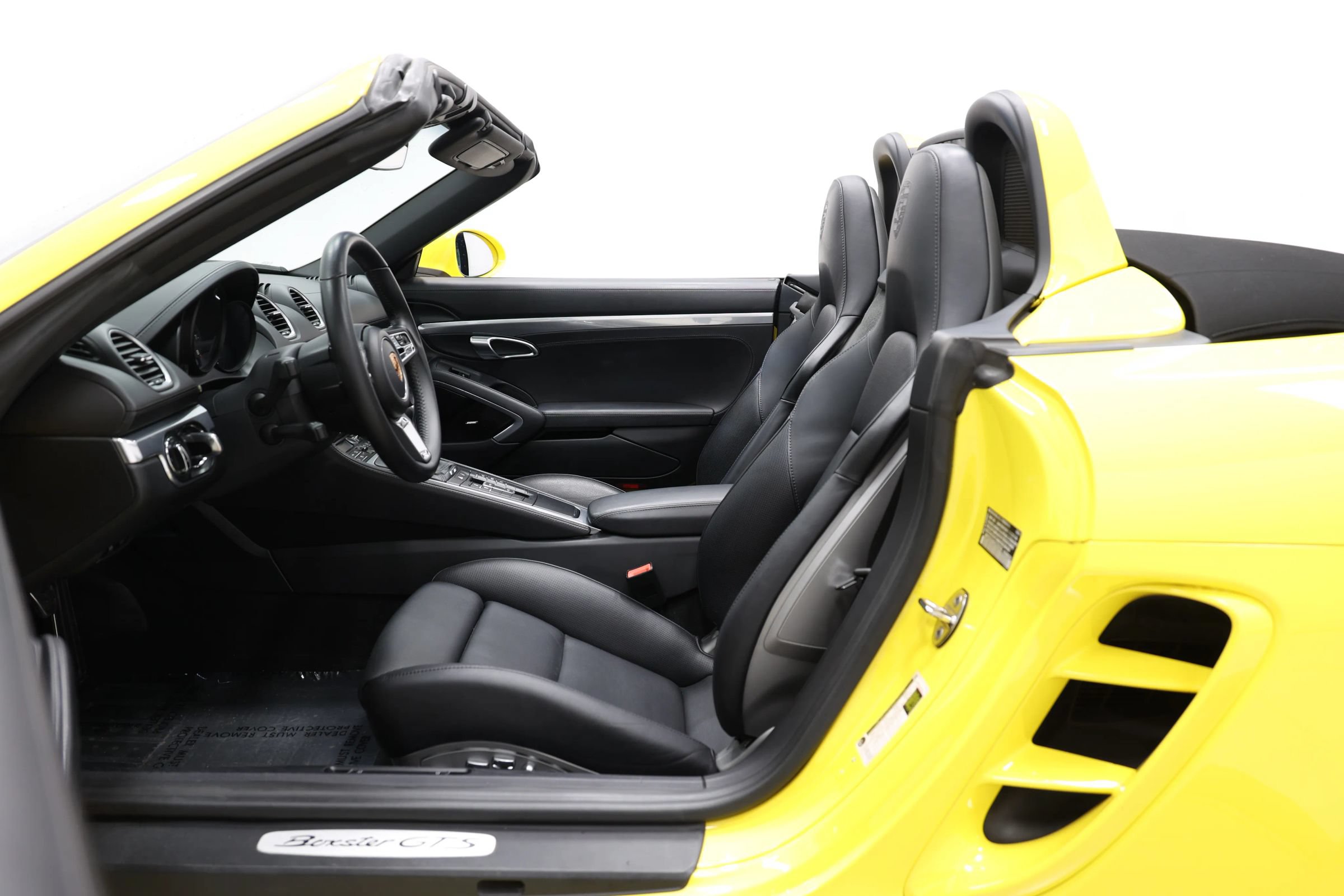 Used 2019 Porsche 718 Boxster GTS RWD image 15