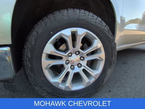 Certified 2022 Chevrolet Silverado 1500 LTZ w/ LTZ Premium Package AWD/4WD image 34