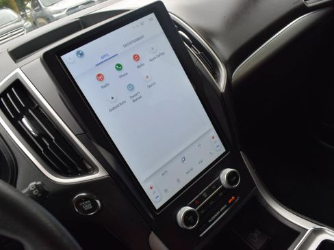 Used 2022 Ford Edge SEL w/ Convenience Package AWD/4WD image 18