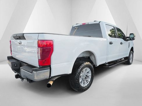 Used 2022 Ford F250 XLT AWD/4WD image 5