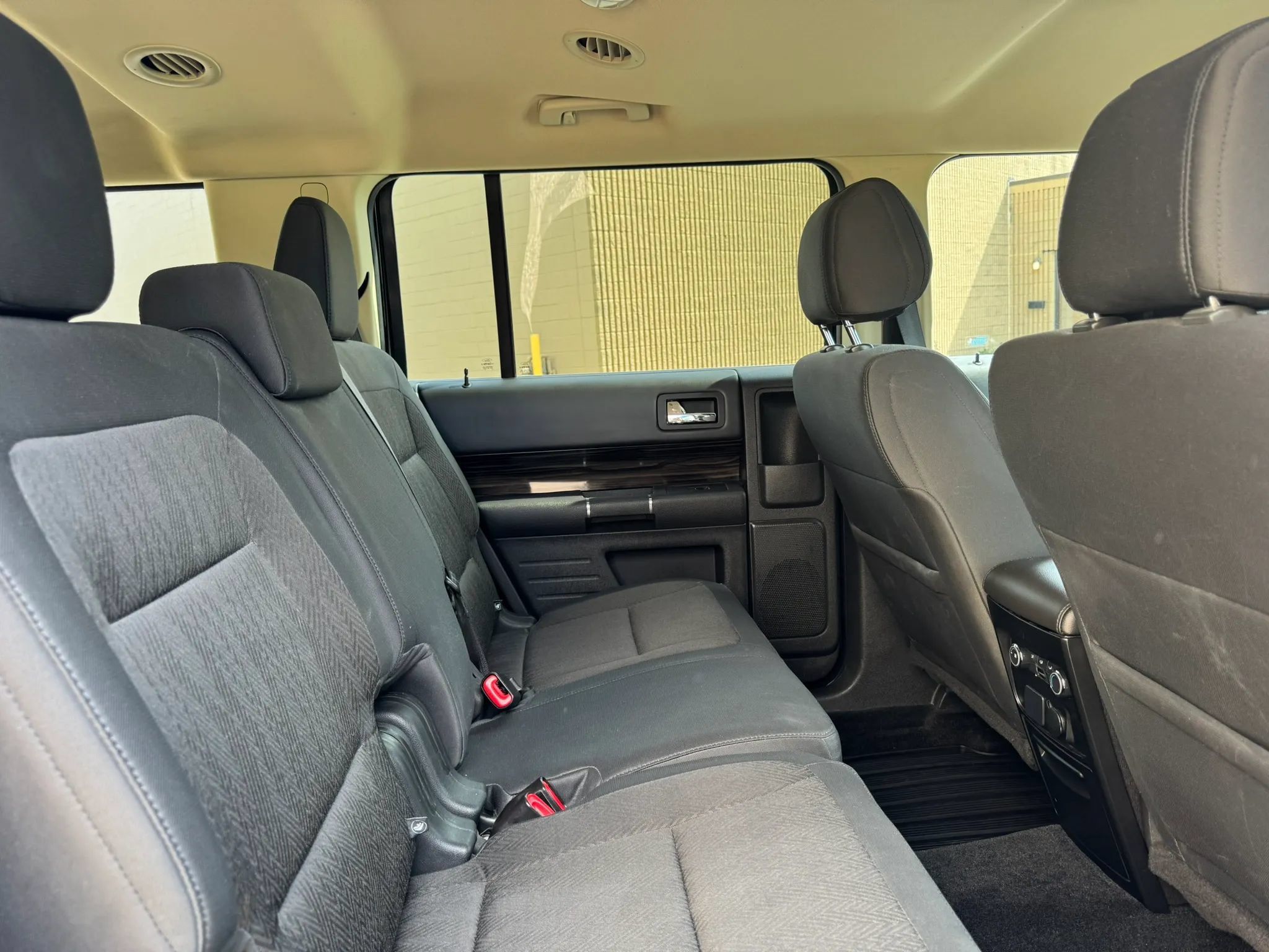 Used 2014 Ford Flex SEL FWD image 30