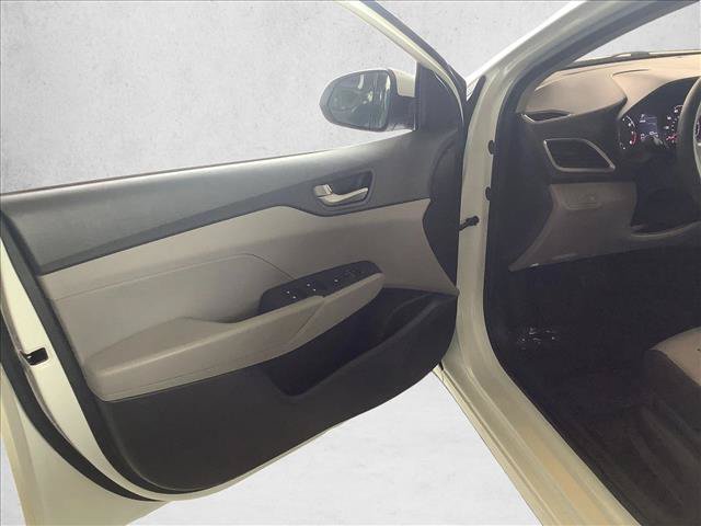 Used 2018 Hyundai Accent SE FWD image 17