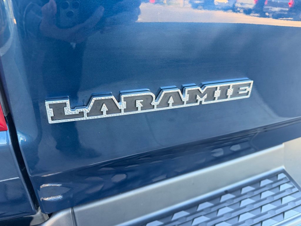 Used 2022 RAM 1500 Laramie AWD/4WD image 16