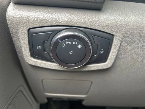 Used 2019 Ford F550 4x4 SuperCab Super Duty image 27