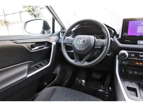 Used 2023 Toyota RAV4 XLE image 10