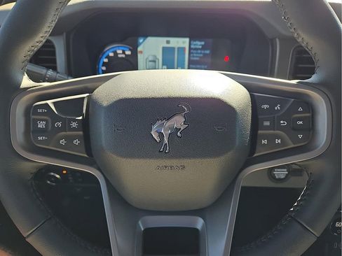 Used 2024 Ford Bronco Black Diamond image 19