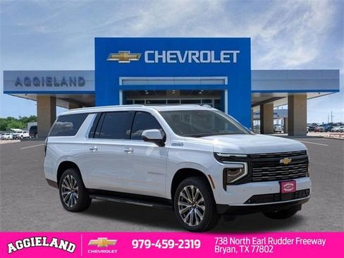 New 2026 Chevrolet Suburban High Country w/ Sun And Tow Package image 41