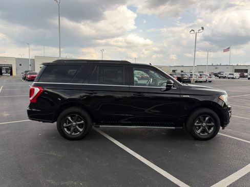 Used 2021 Ford Expedition XLT AWD/4WD image 8