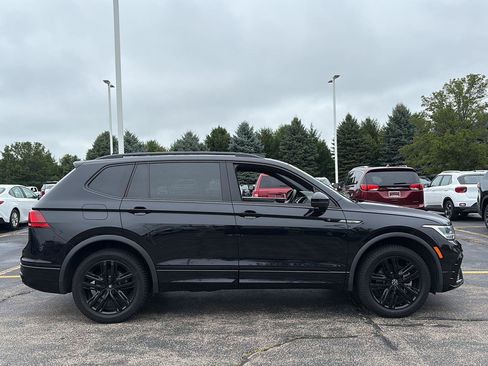 Used 2022 Volkswagen Tiguan SE R-Line AWD/4WD image 23