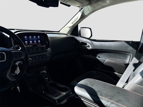 Used 2022 GMC Canyon AT4 image 22