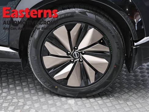 Used 2023 Nissan Ariya FWD image 8