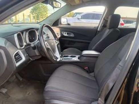Used 2017 Chevrolet Equinox LT w/ Convenience Package AWD/4WD image 9