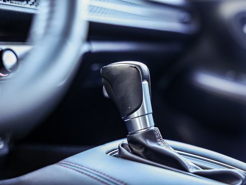 Certified 2024 Honda HR-V Sport image 28