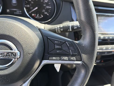Used 2017 Nissan Rogue S FWD image 15