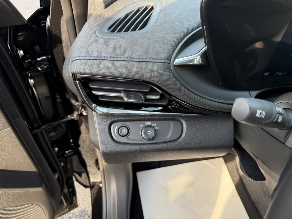 New 2026 Buick Envista Sport Touring w/ Convenience I Package FWD image 14