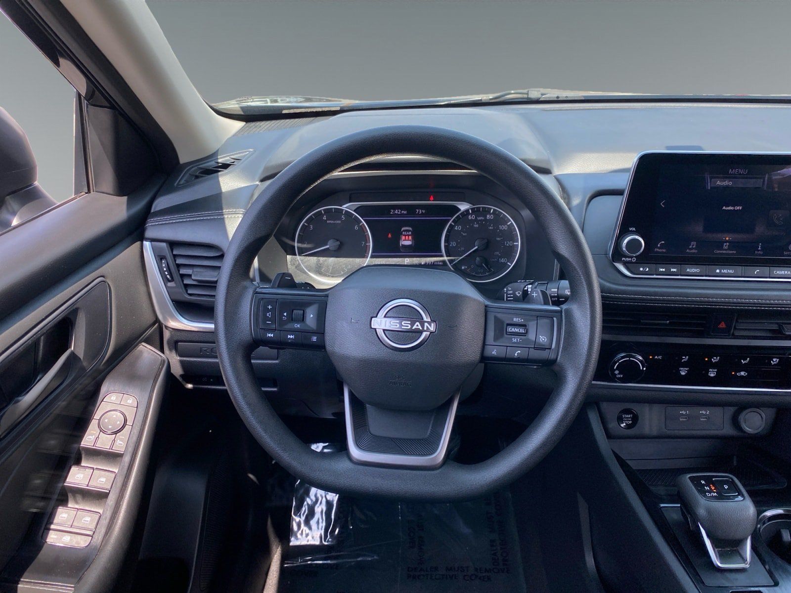 Used 2025 Nissan Rogue S FWD image 12