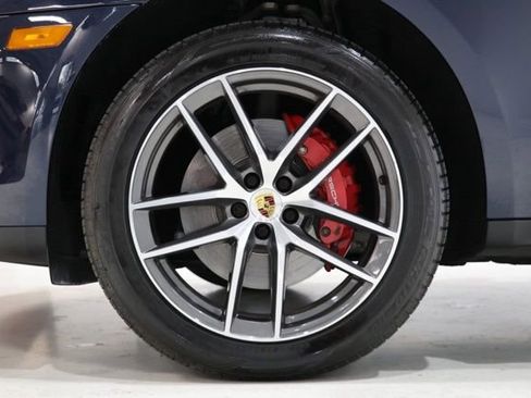 Used 2023 Porsche Macan S w/ Premium Package Plus AWD/4WD image 9