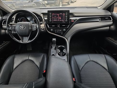 Used 2021 Toyota Camry SE w/ Cold Weather Package AWD/4WD image 11