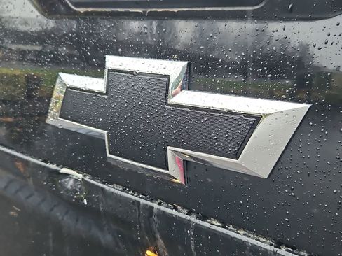 Used 2024 Chevrolet Silverado 2500 High Country w/ High Country Premium Package image 11