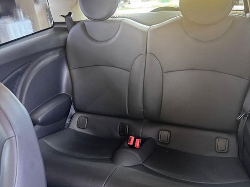 Used 2011 MINI Cooper Hardtop FWD image 31