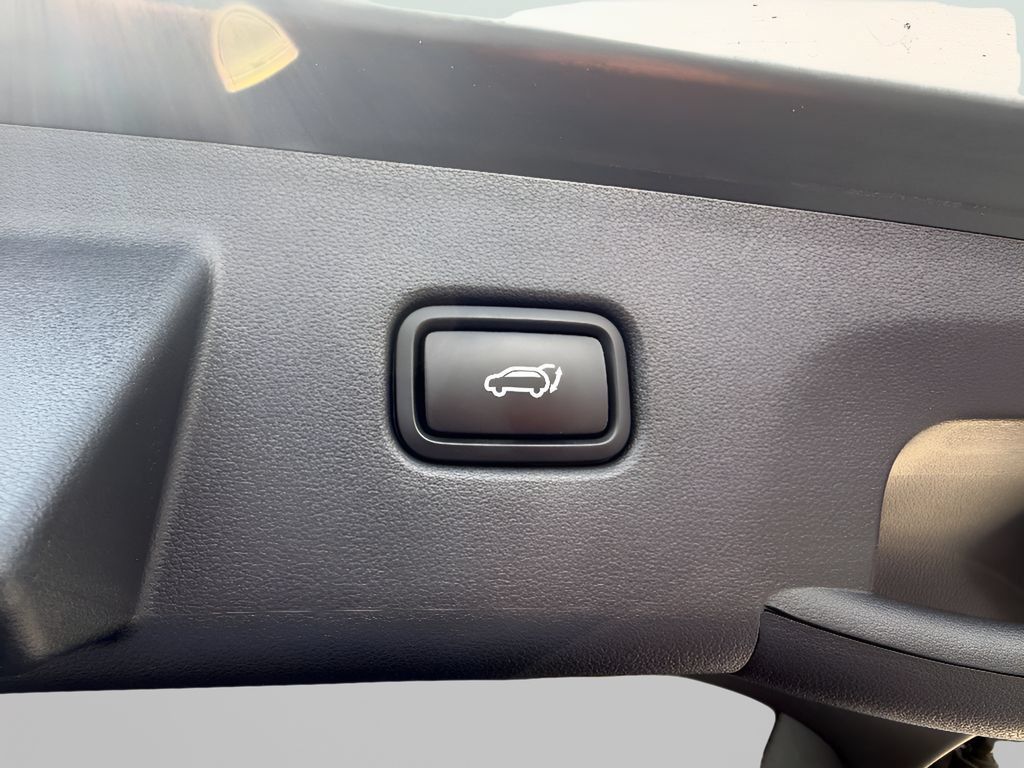 Used 2024 Hyundai Tucson Limited AWD/4WD image 17